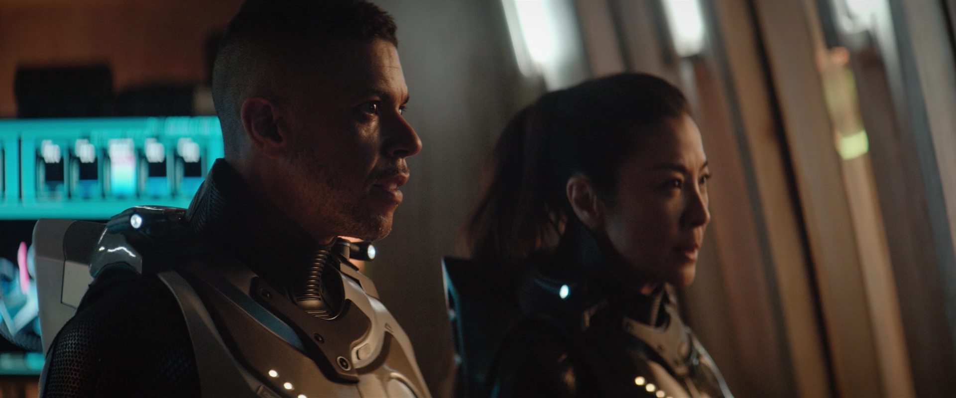 extant_StarTrekDiscovery_2x10-TheRedAngel_05097.jpg