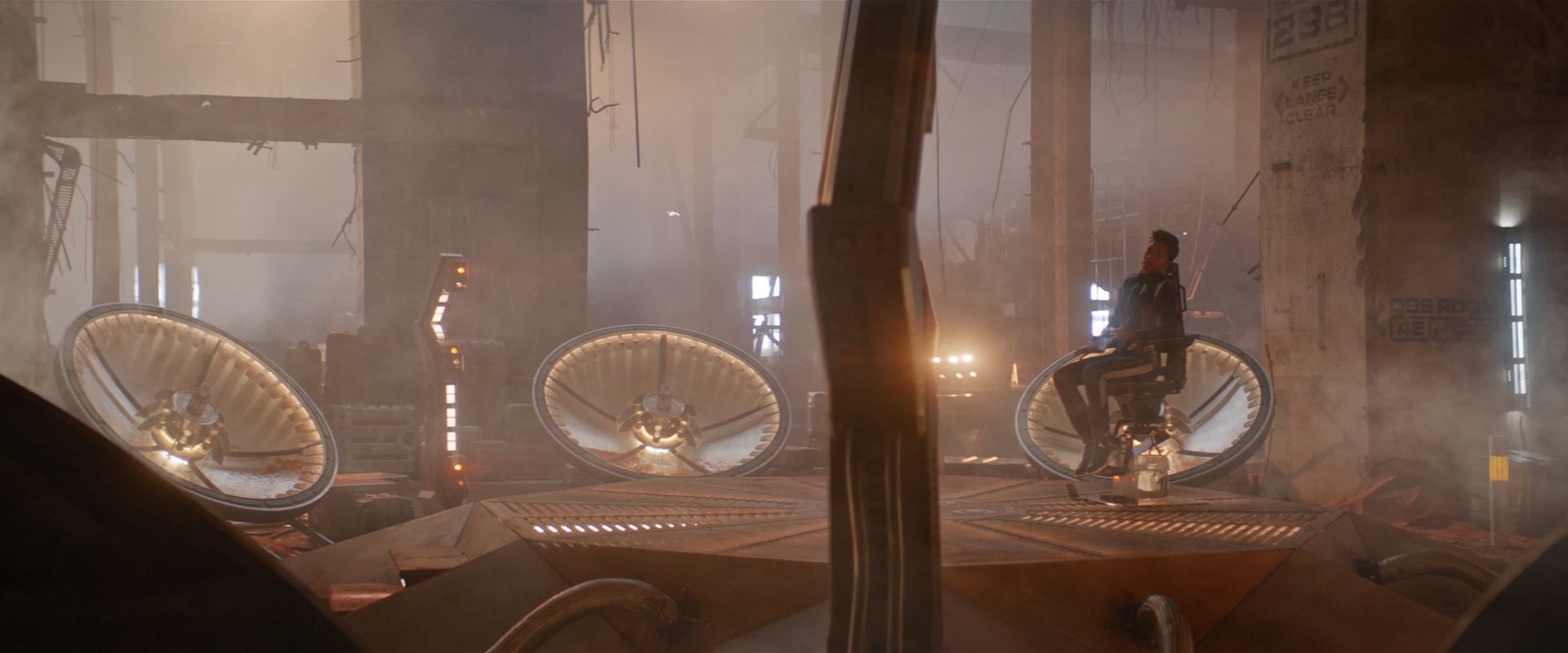 extant_StarTrekDiscovery_2x10-TheRedAngel_05129.jpg