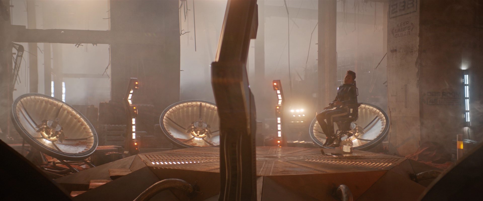 extant_StarTrekDiscovery_2x10-TheRedAngel_05134.jpg
