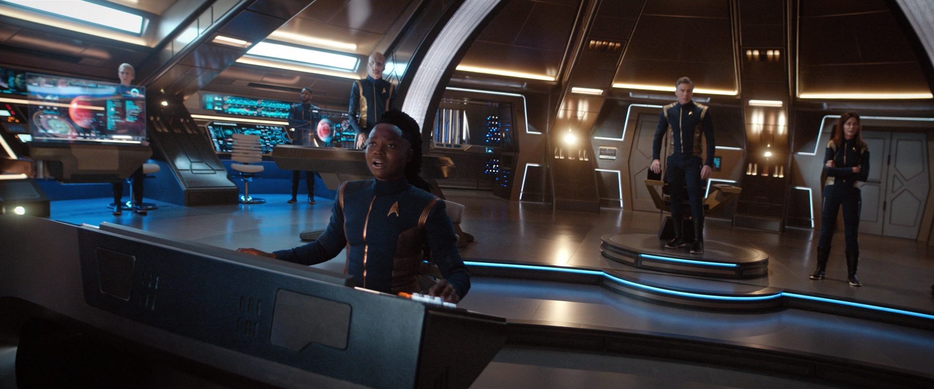 extant_StarTrekDiscovery_2x10-TheRedAngel_05138.jpg