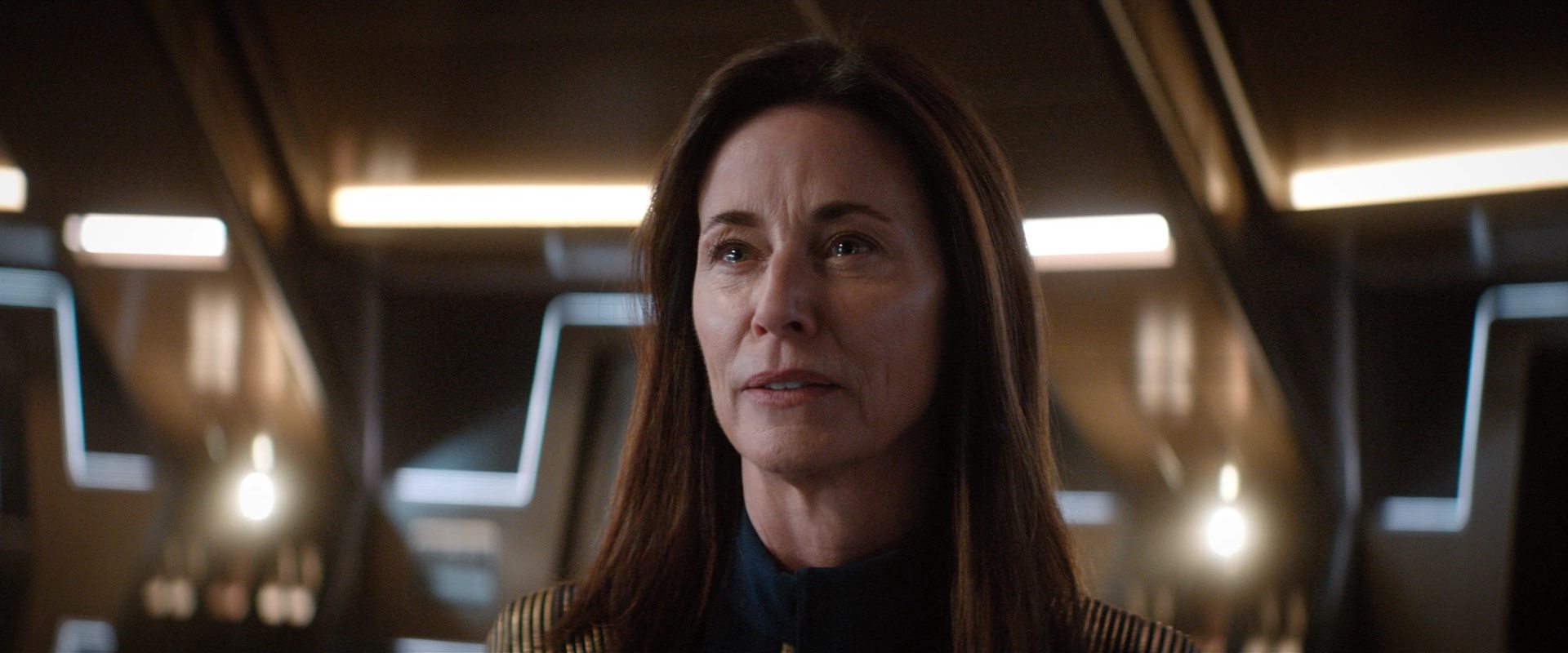 extant_StarTrekDiscovery_2x10-TheRedAngel_05154.jpg