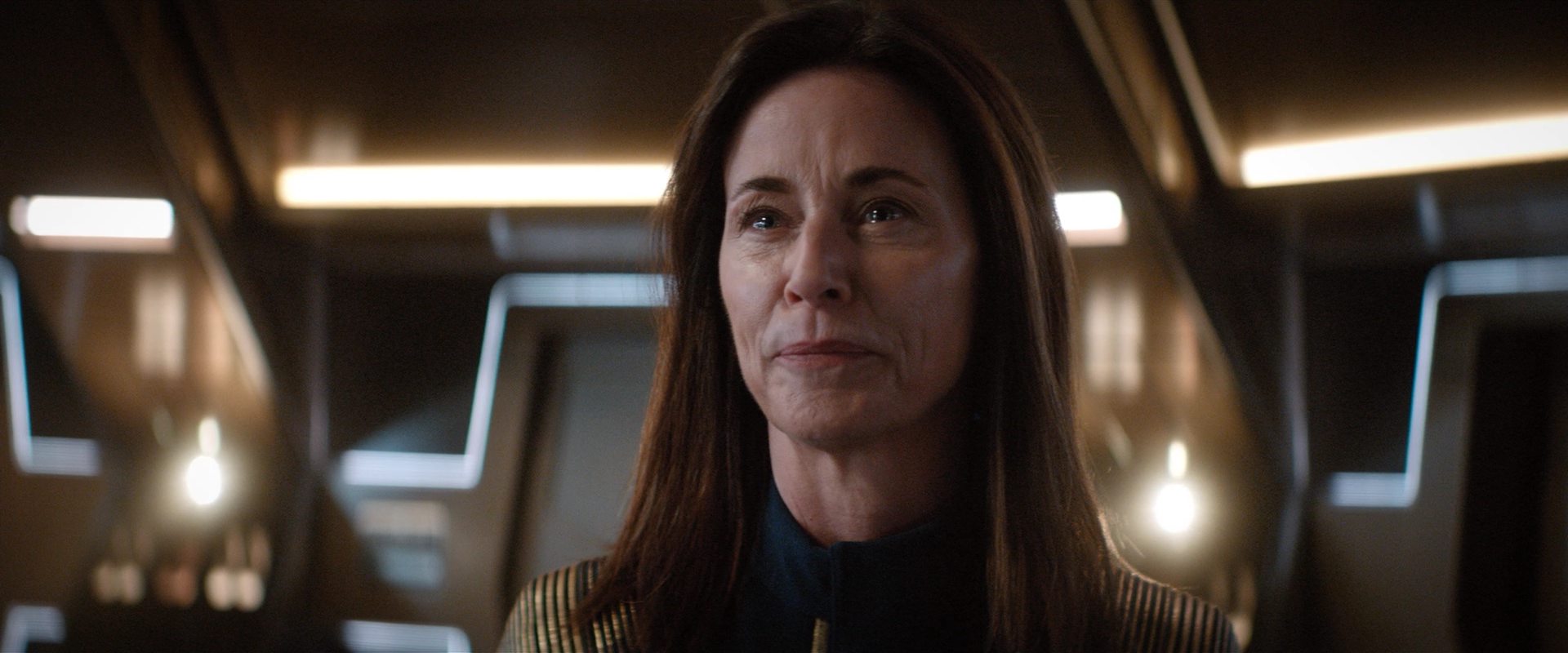 extant_StarTrekDiscovery_2x10-TheRedAngel_05155.jpg