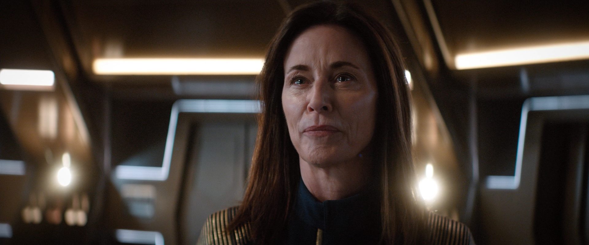 extant_StarTrekDiscovery_2x10-TheRedAngel_05156.jpg