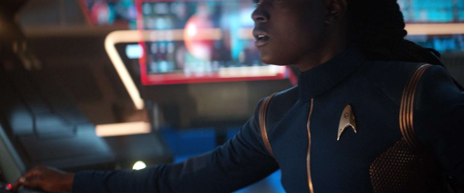 extant_StarTrekDiscovery_2x10-TheRedAngel_05178.jpg