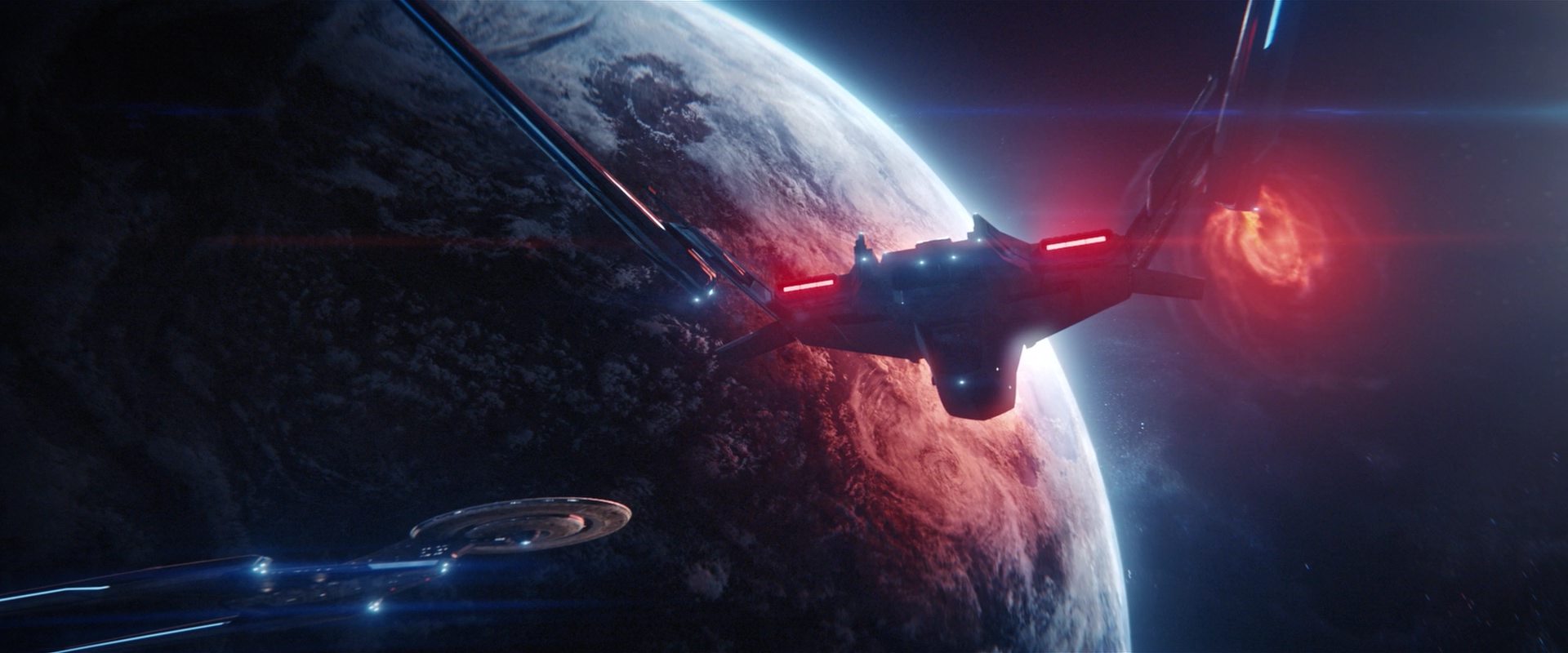 extant_StarTrekDiscovery_2x10-TheRedAngel_05204.jpg
