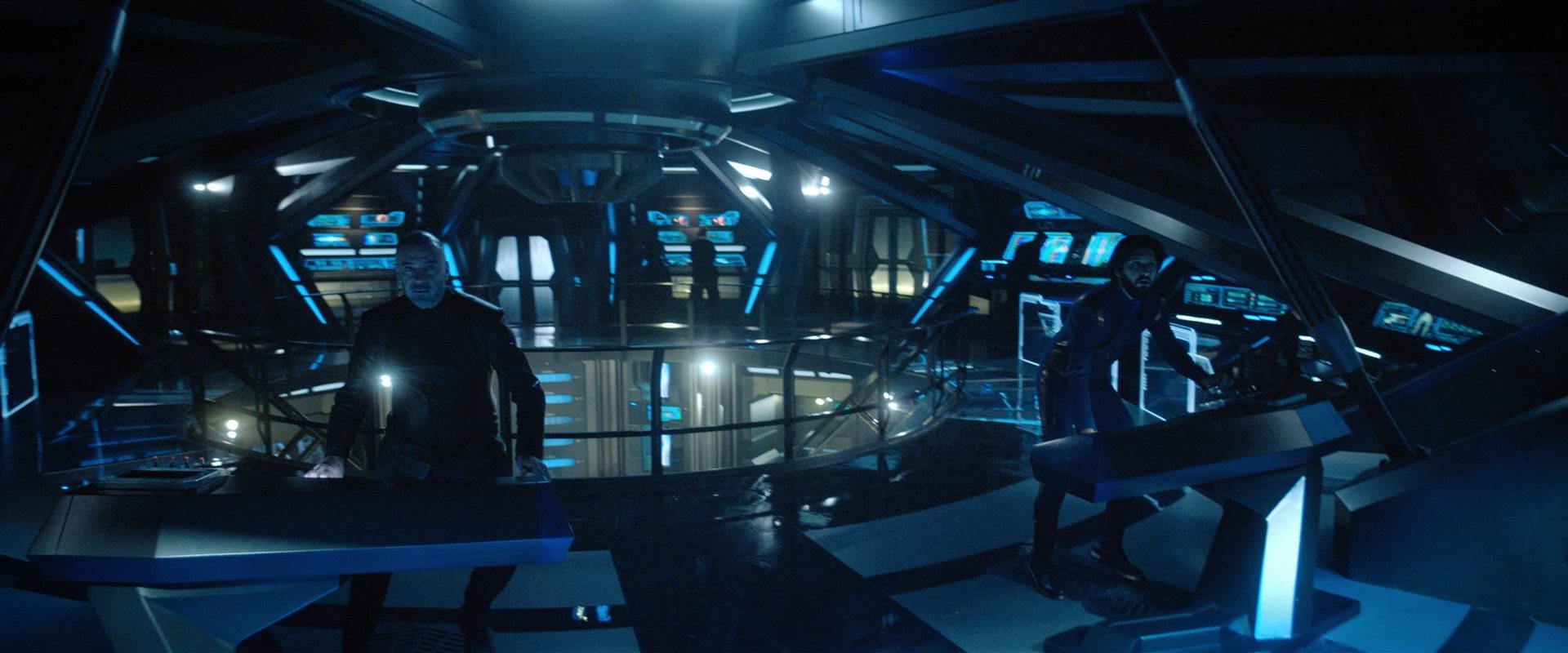 extant_StarTrekDiscovery_2x10-TheRedAngel_05228.jpg