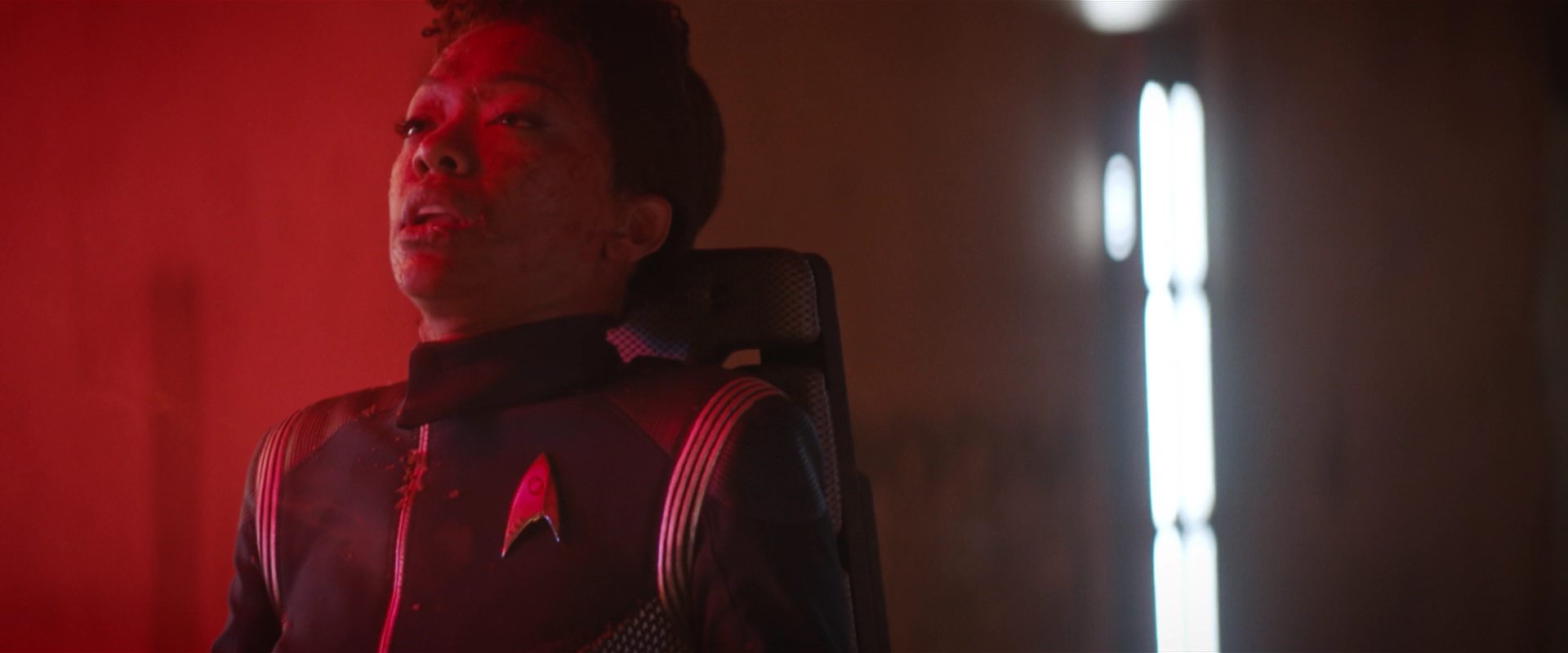 extant_StarTrekDiscovery_2x10-TheRedAngel_05324.jpg