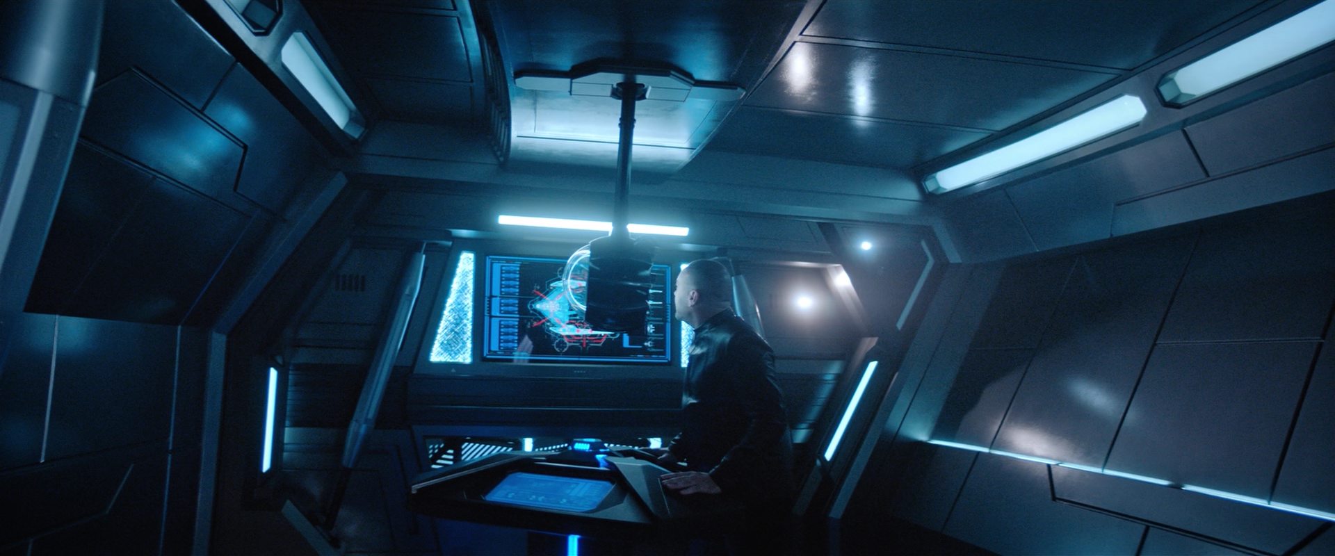 extant_StarTrekDiscovery_2x10-TheRedAngel_05358.jpg