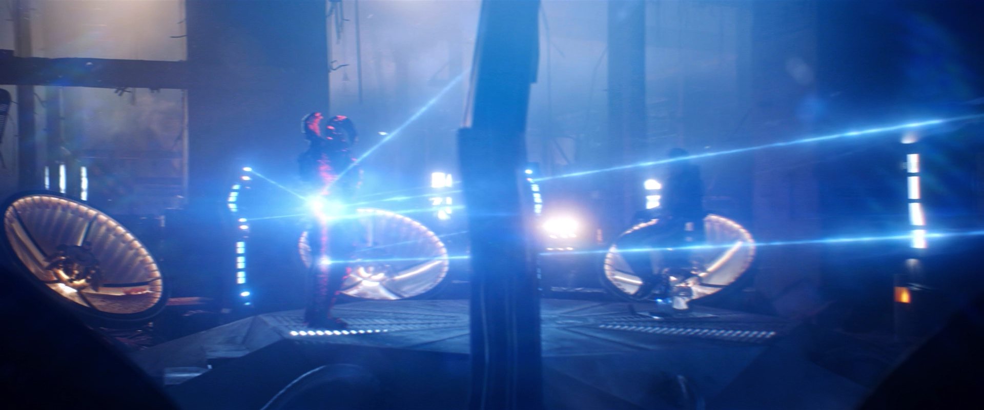 extant_StarTrekDiscovery_2x10-TheRedAngel_05478.jpg