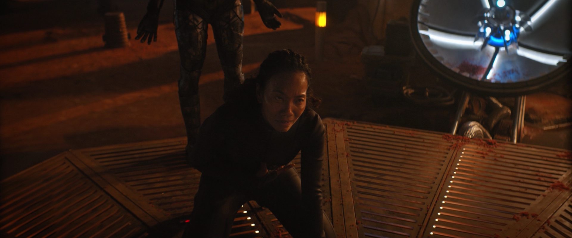 extant_StarTrekDiscovery_2x10-TheRedAngel_05532.jpg