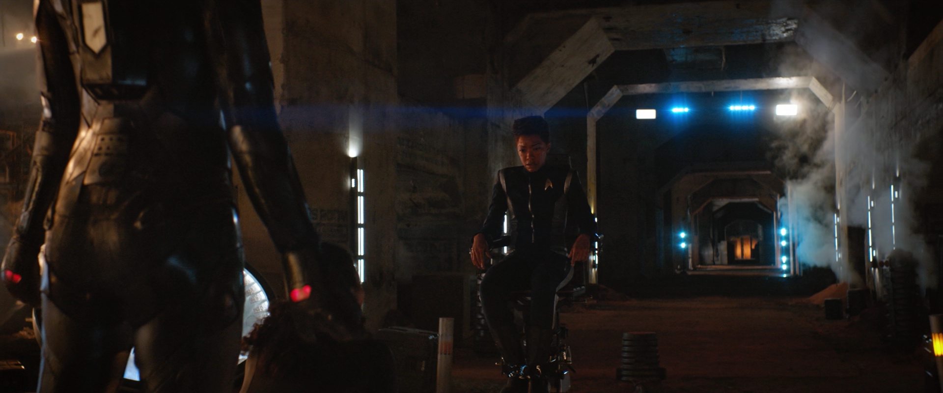 extant_StarTrekDiscovery_2x10-TheRedAngel_05543.jpg
