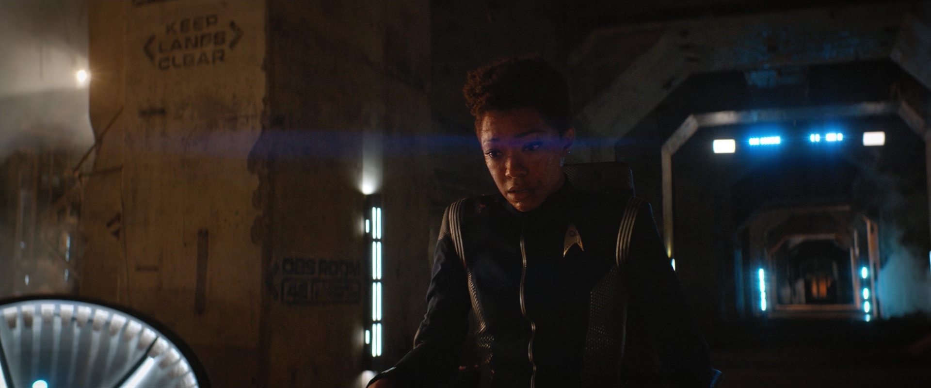 extant_StarTrekDiscovery_2x10-TheRedAngel_05549.jpg