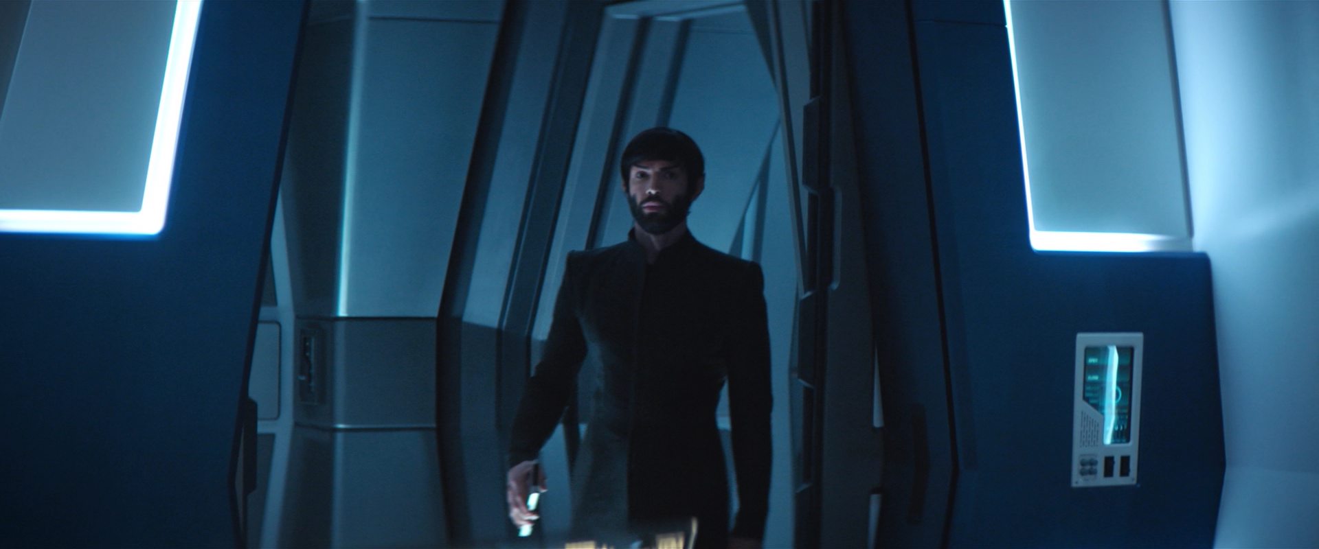 extant_StarTrekDiscovery_2x11-PerpetualInfinity_00570.jpg