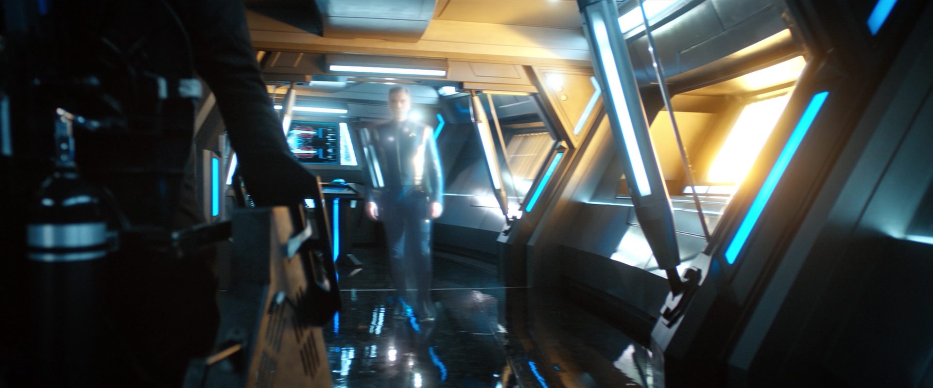 extant_StarTrekDiscovery_2x11-PerpetualInfinity_00719.jpg