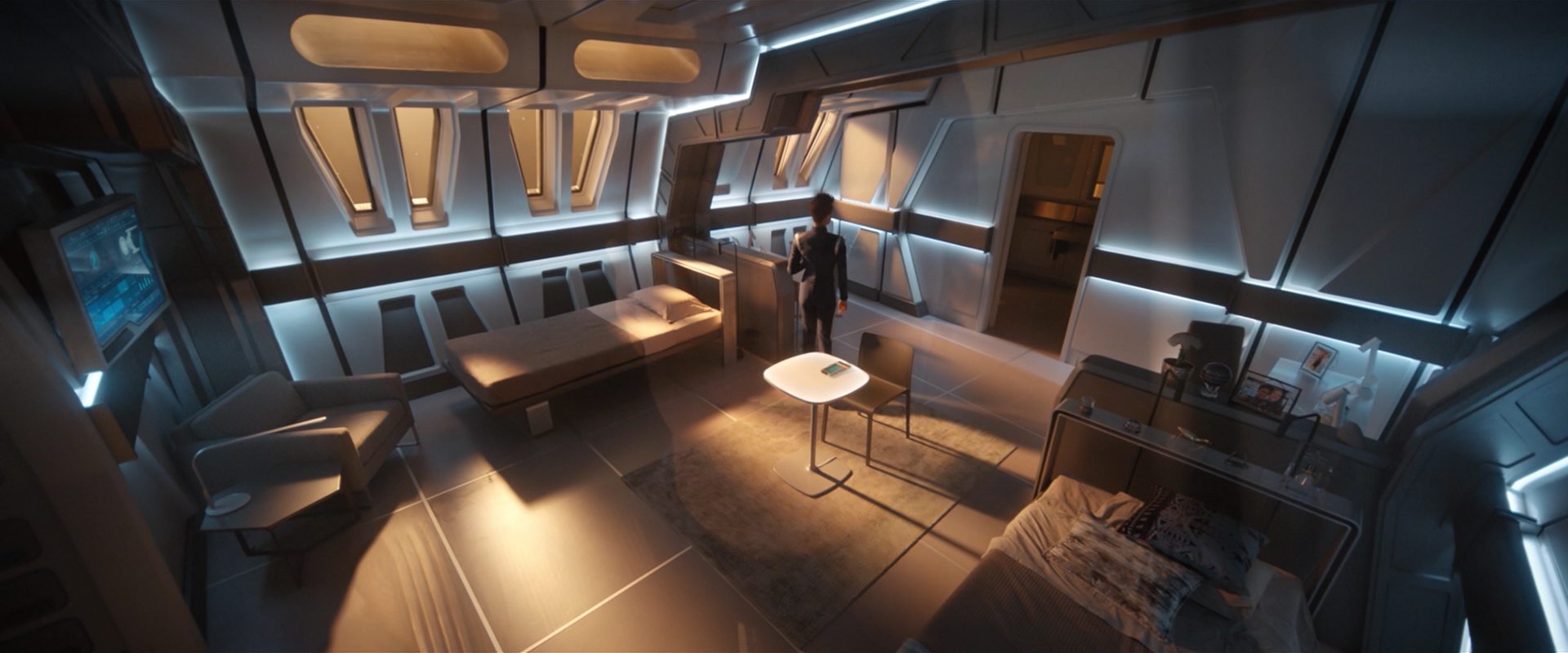 extant_StarTrekDiscovery_2x11-PerpetualInfinity_01286.jpg