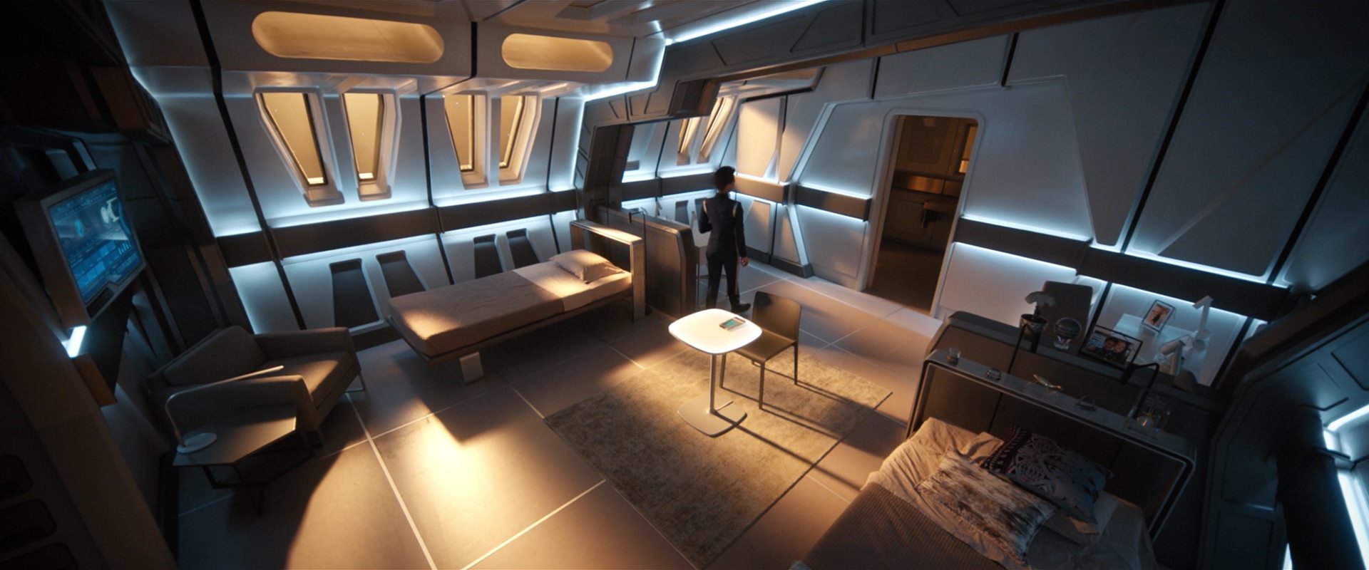 extant_StarTrekDiscovery_2x11-PerpetualInfinity_01288.jpg