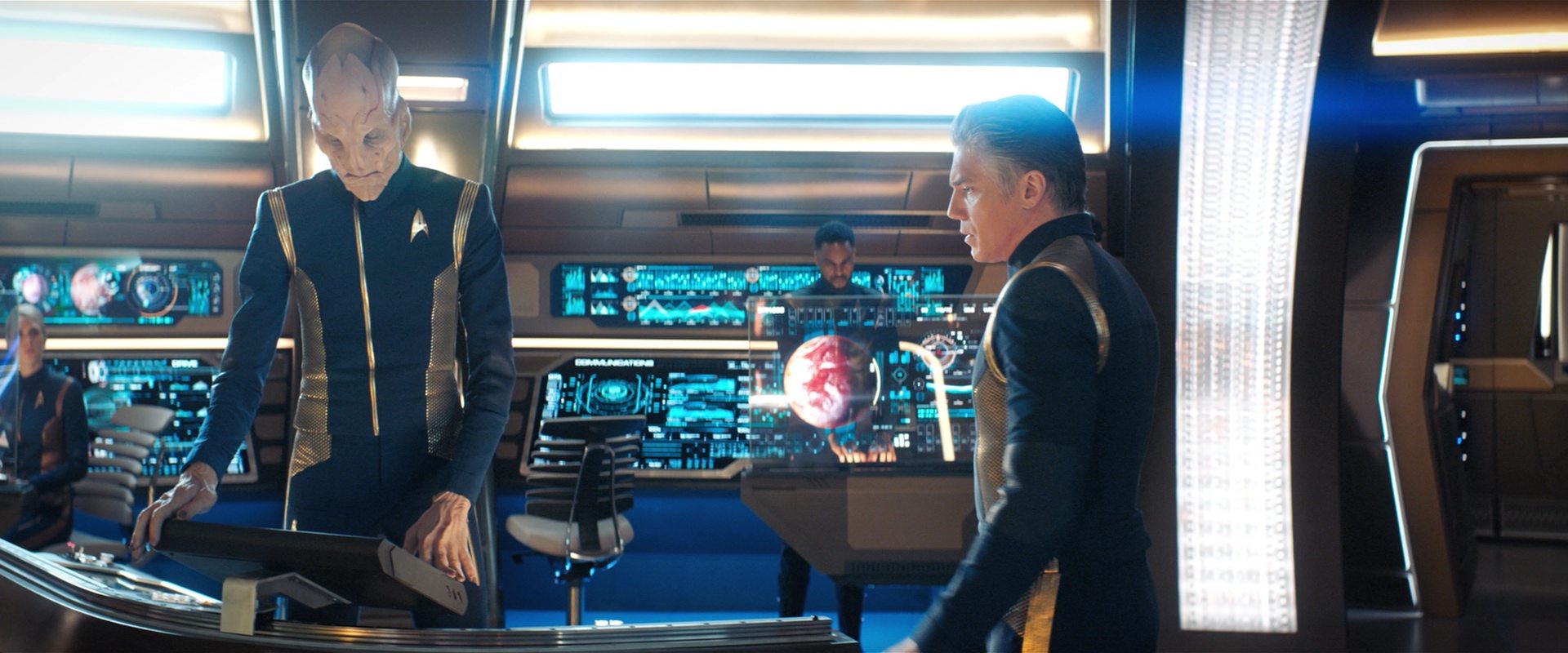 extant_StarTrekDiscovery_2x11-PerpetualInfinity_01405.jpg