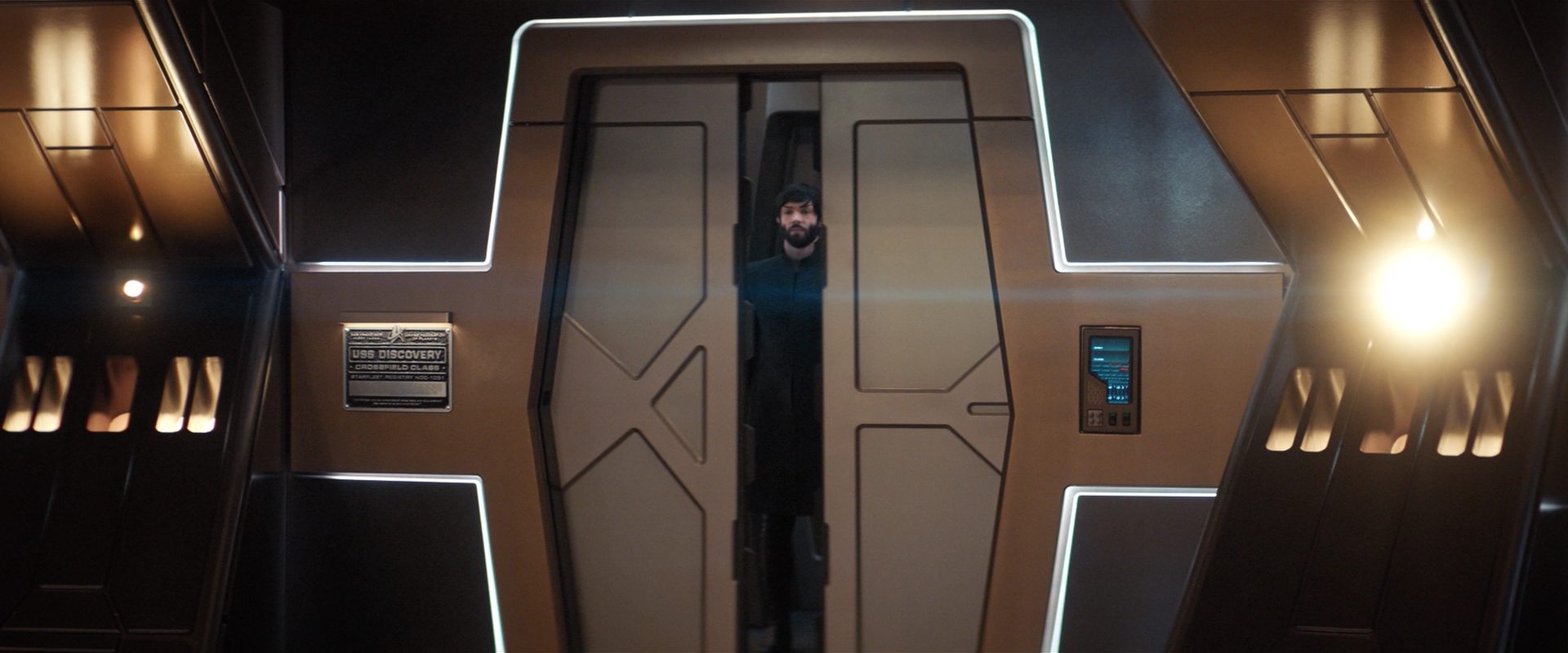 extant_StarTrekDiscovery_2x11-PerpetualInfinity_01974.jpg