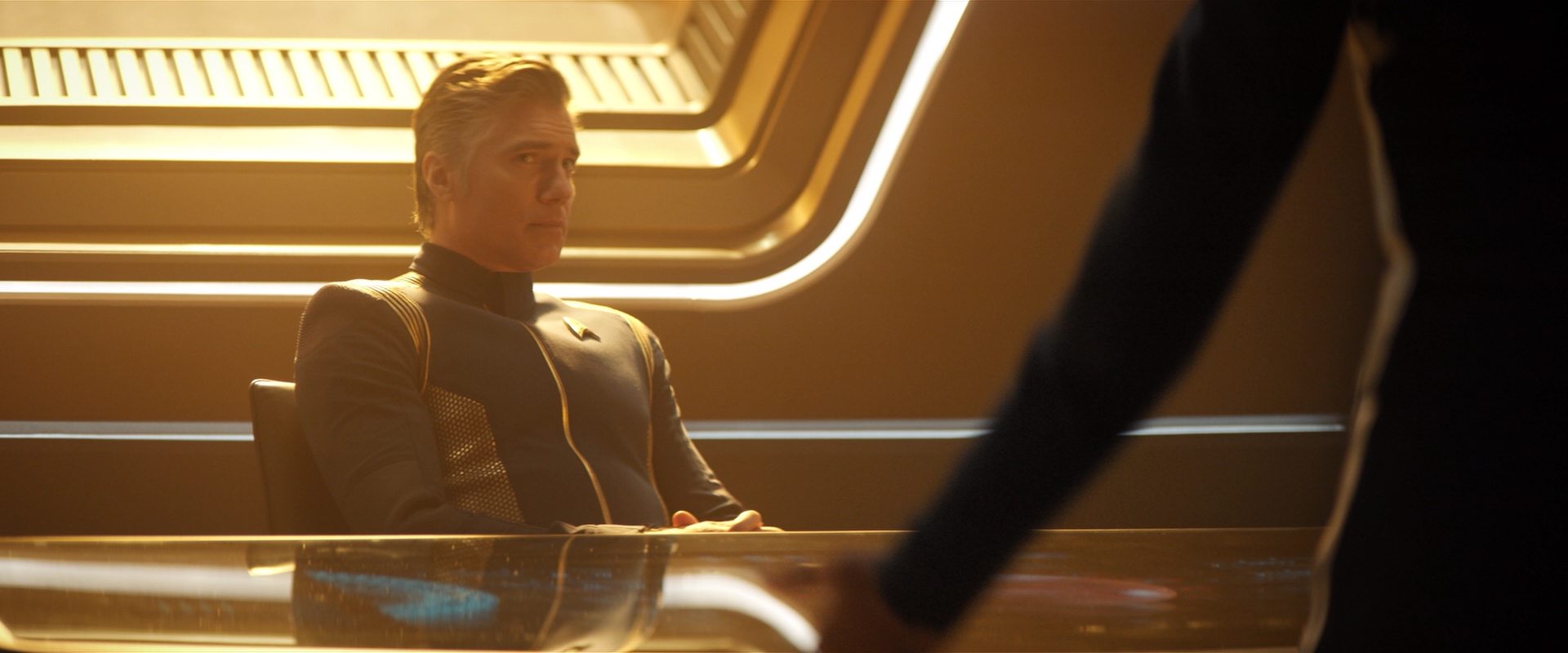 extant_StarTrekDiscovery_2x11-PerpetualInfinity_02057.jpg