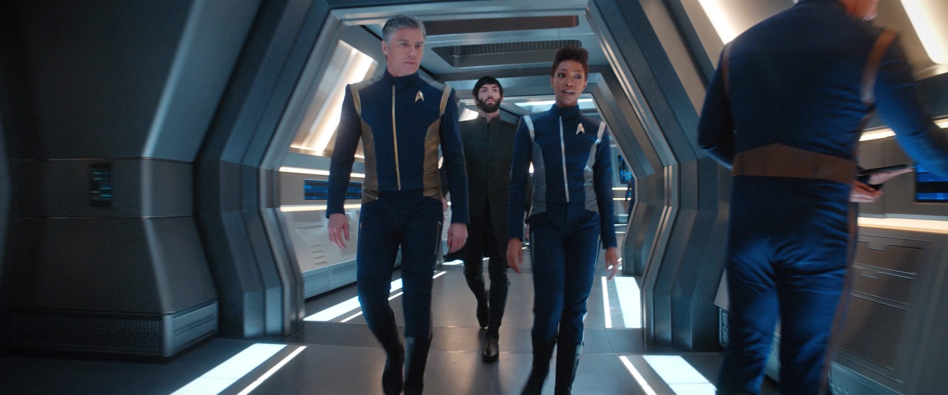 extant_StarTrekDiscovery_2x11-PerpetualInfinity_02978.jpg