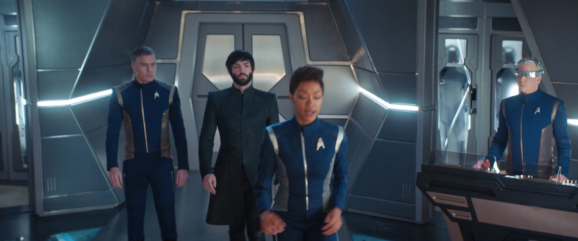 extant_StarTrekDiscovery_2x11-PerpetualInfinity_02995.jpg