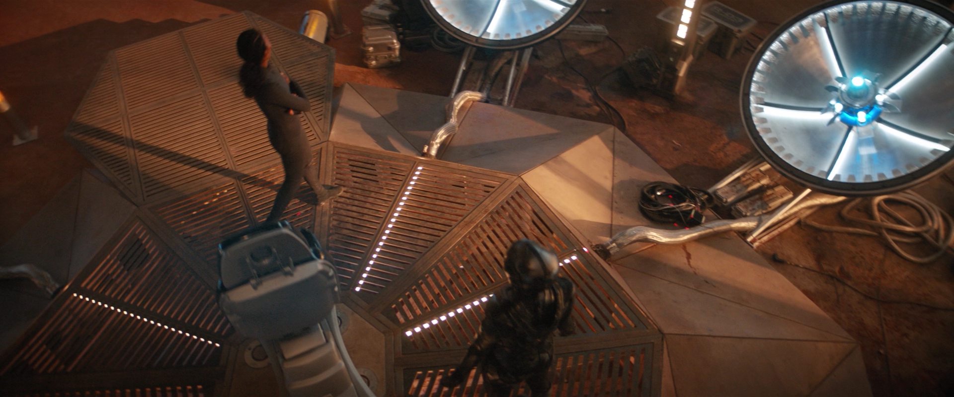 extant_StarTrekDiscovery_2x11-PerpetualInfinity_03845.jpg