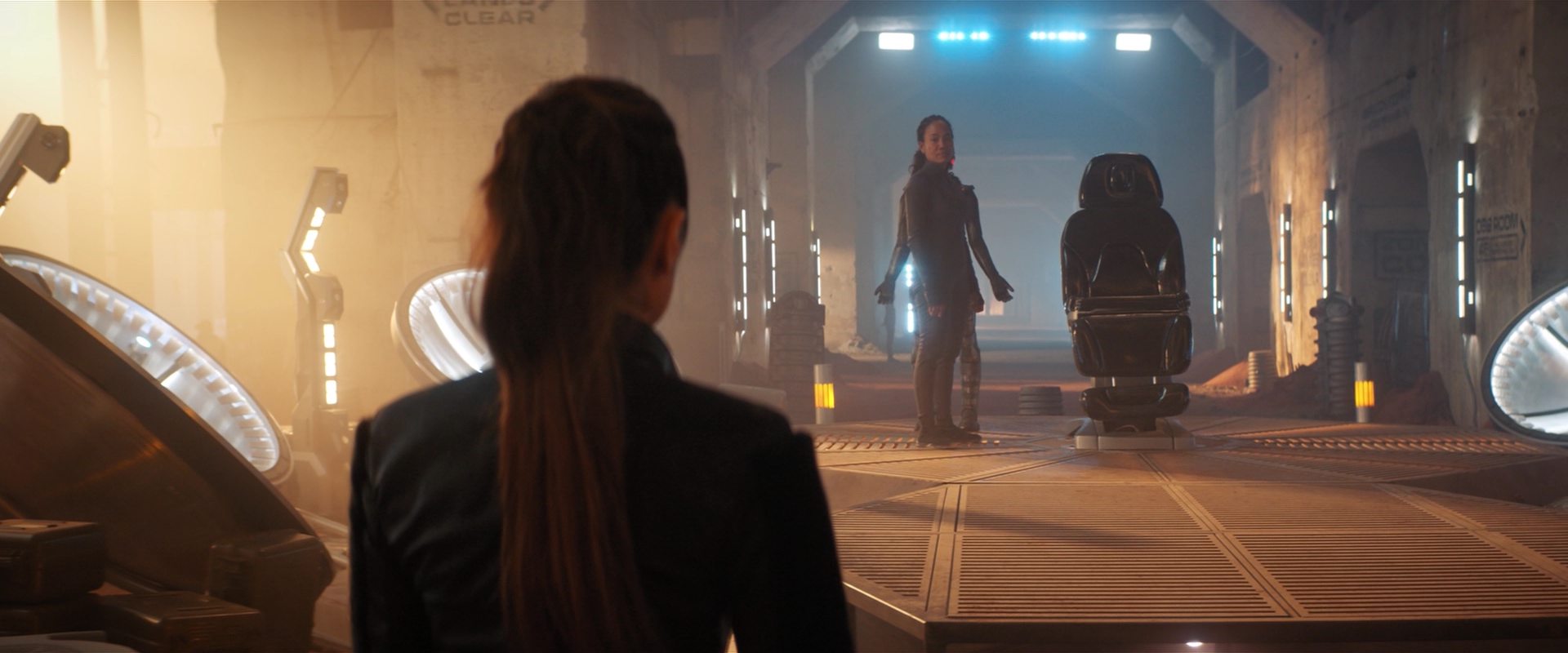 extant_StarTrekDiscovery_2x11-PerpetualInfinity_03907.jpg