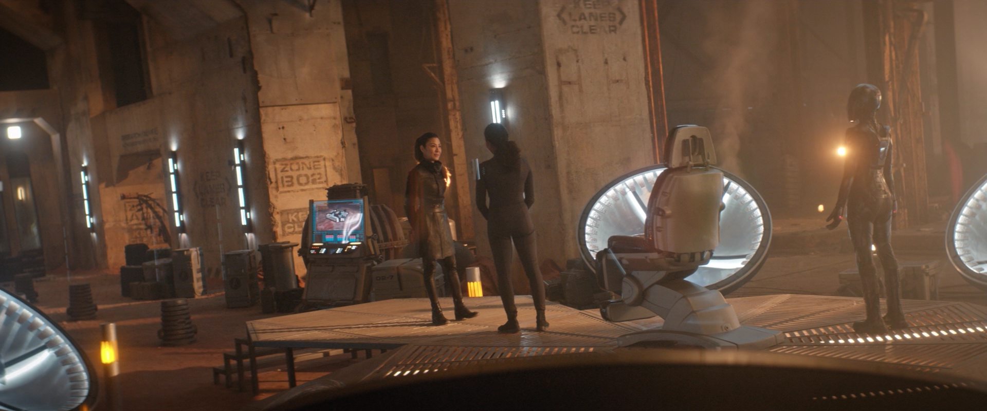 extant_StarTrekDiscovery_2x11-PerpetualInfinity_03984.jpg