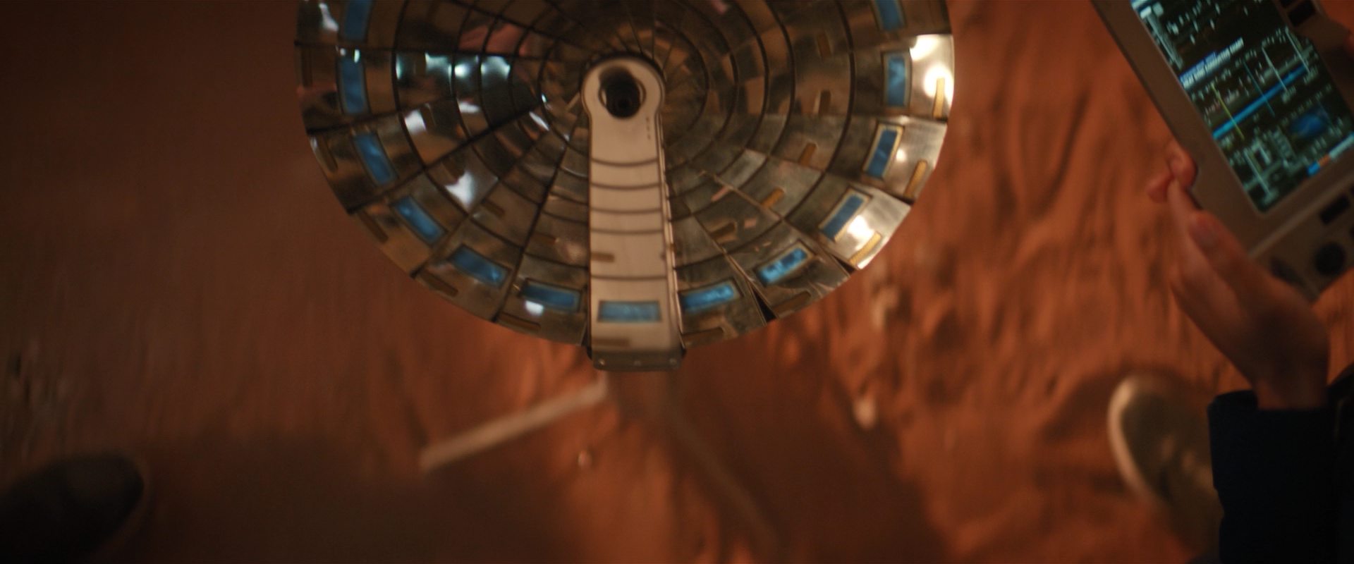 extant_StarTrekDiscovery_2x11-PerpetualInfinity_04395.jpg