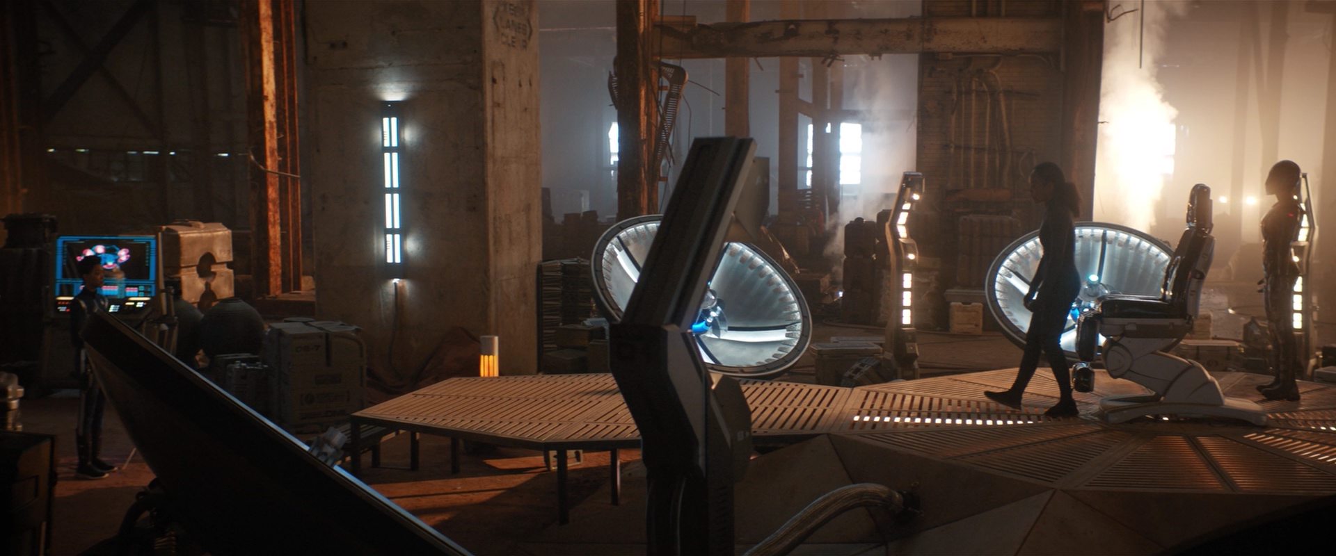 extant_StarTrekDiscovery_2x11-PerpetualInfinity_04523.jpg
