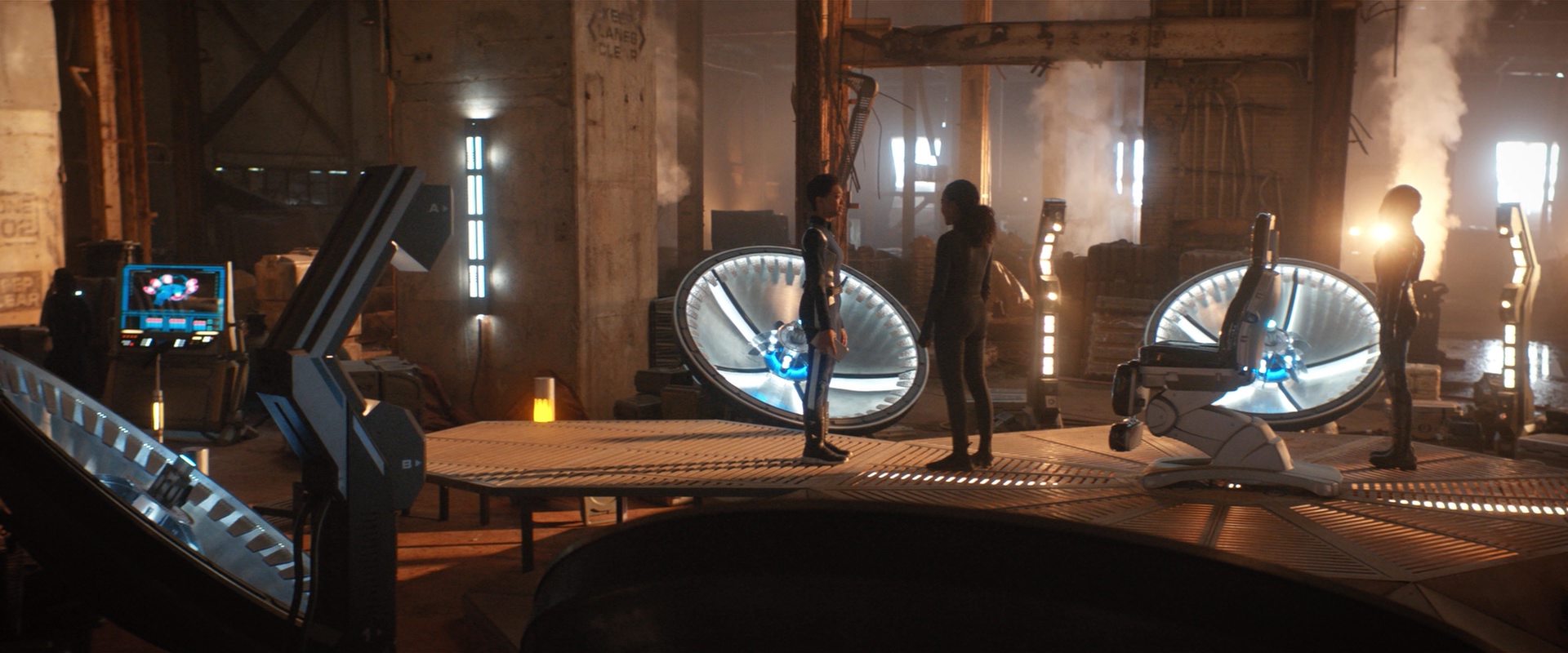 extant_StarTrekDiscovery_2x11-PerpetualInfinity_04672.jpg