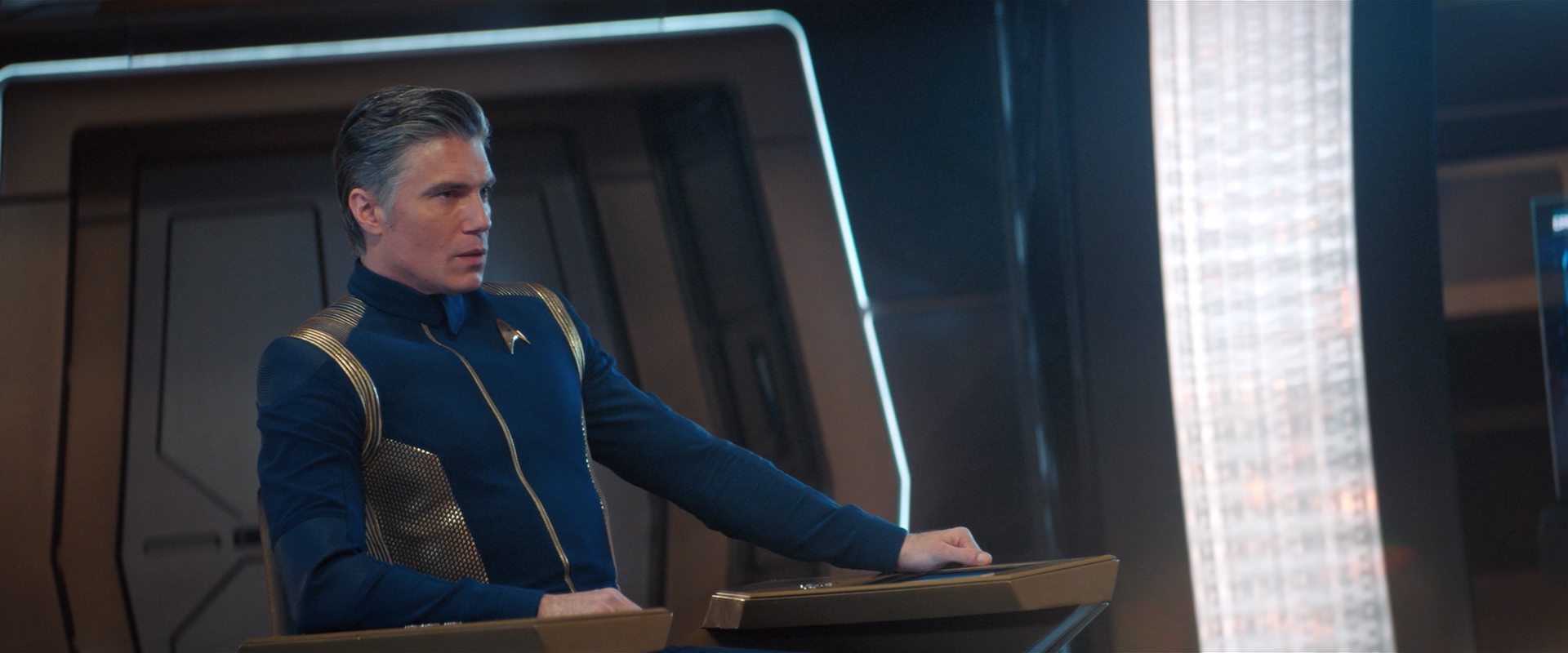 extant_StarTrekDiscovery_2x11-PerpetualInfinity_04858.jpg
