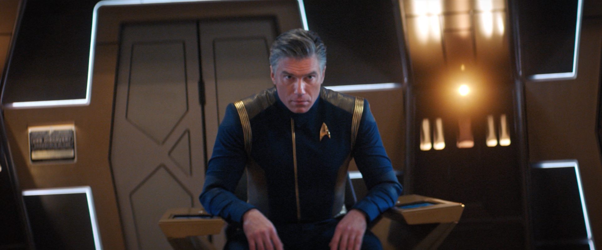extant_StarTrekDiscovery_2x11-PerpetualInfinity_05420.jpg