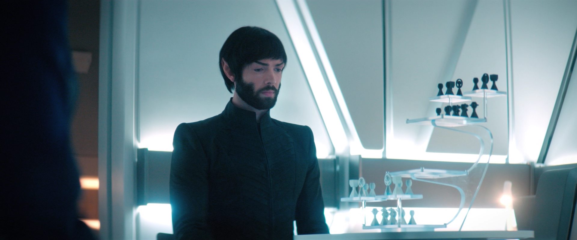 extant_StarTrekDiscovery_2x11-PerpetualInfinity_05650.jpg