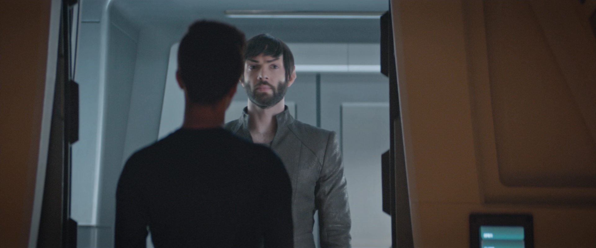 extant_StarTrekDiscovery_2x12-ThroughTheValleyOfShadows_00269.jpg