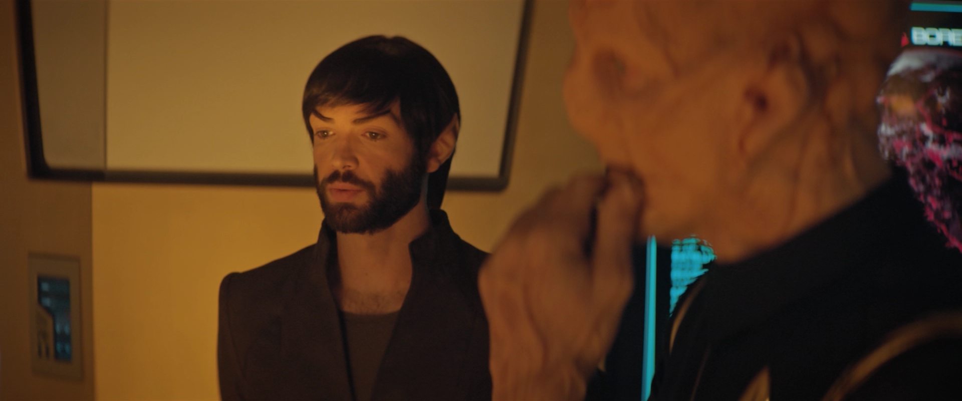extant_StarTrekDiscovery_2x12-ThroughTheValleyOfShadows_00336.jpg