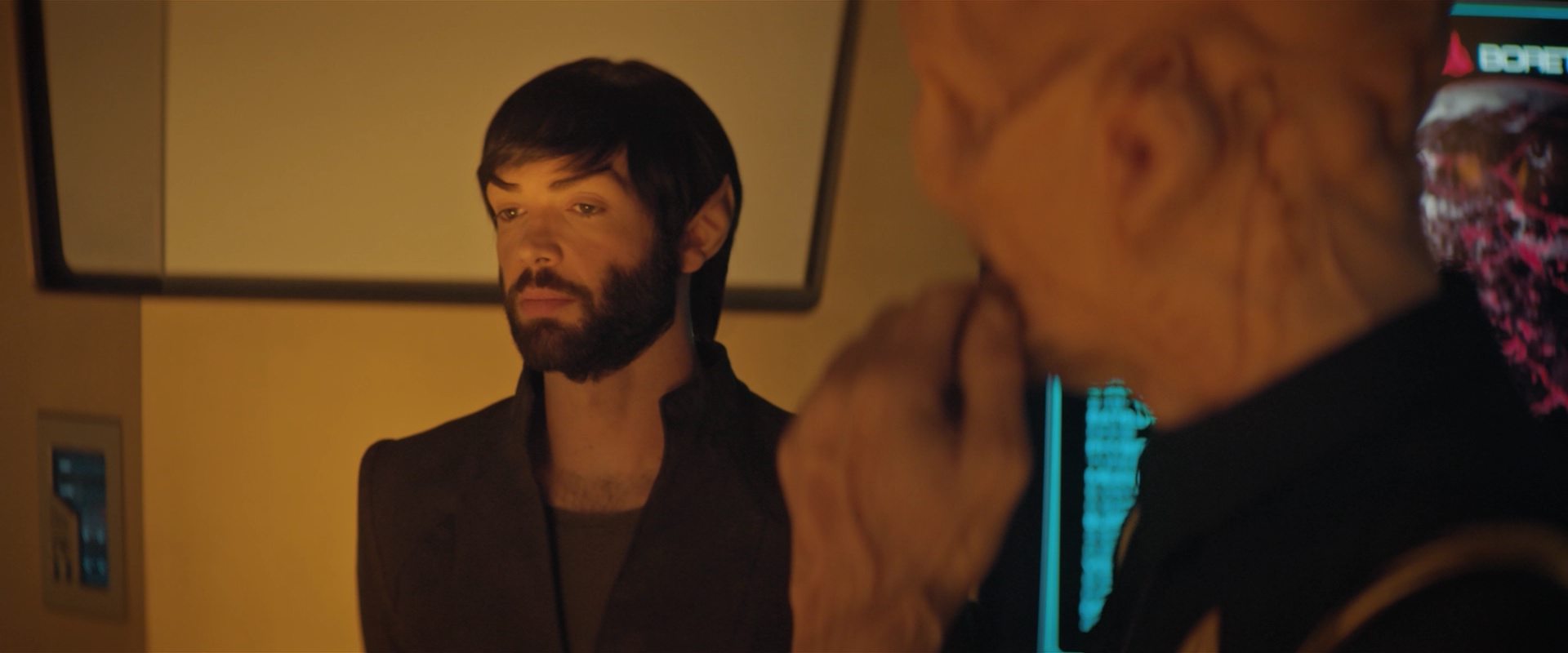 extant_StarTrekDiscovery_2x12-ThroughTheValleyOfShadows_00337.jpg