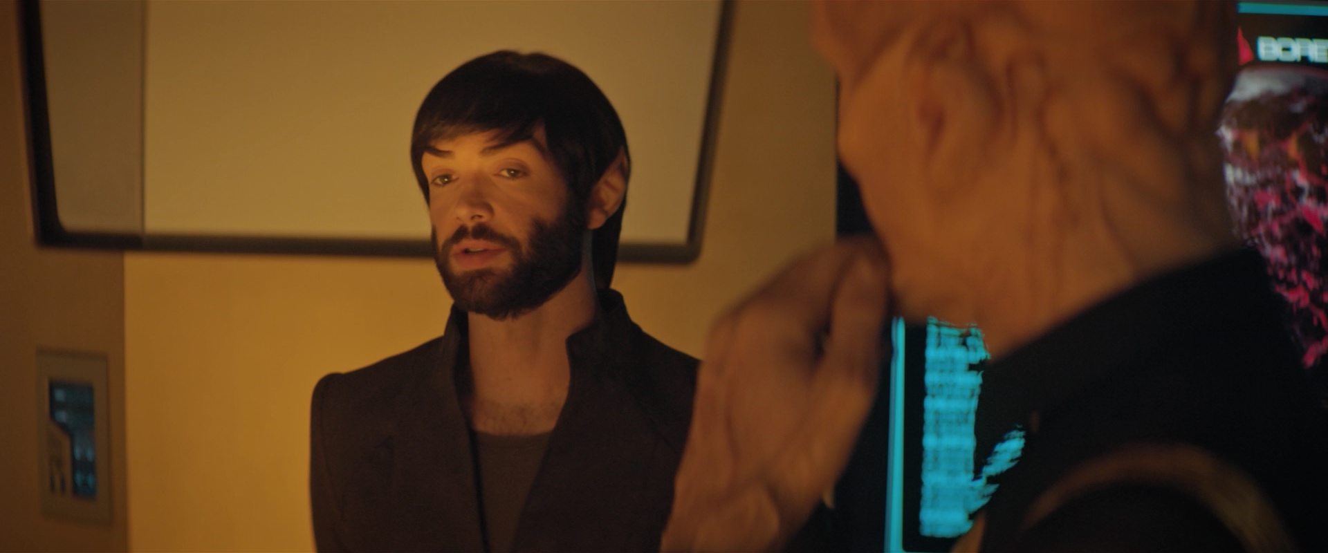 extant_StarTrekDiscovery_2x12-ThroughTheValleyOfShadows_00338.jpg