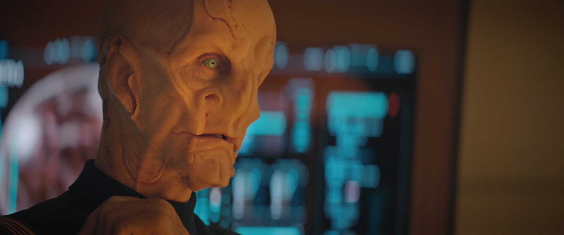 extant_StarTrekDiscovery_2x12-ThroughTheValleyOfShadows_00374.jpg extant_StarTrekDiscovery_2x12-ThroughTheValleyOfShadows_00374.jpg