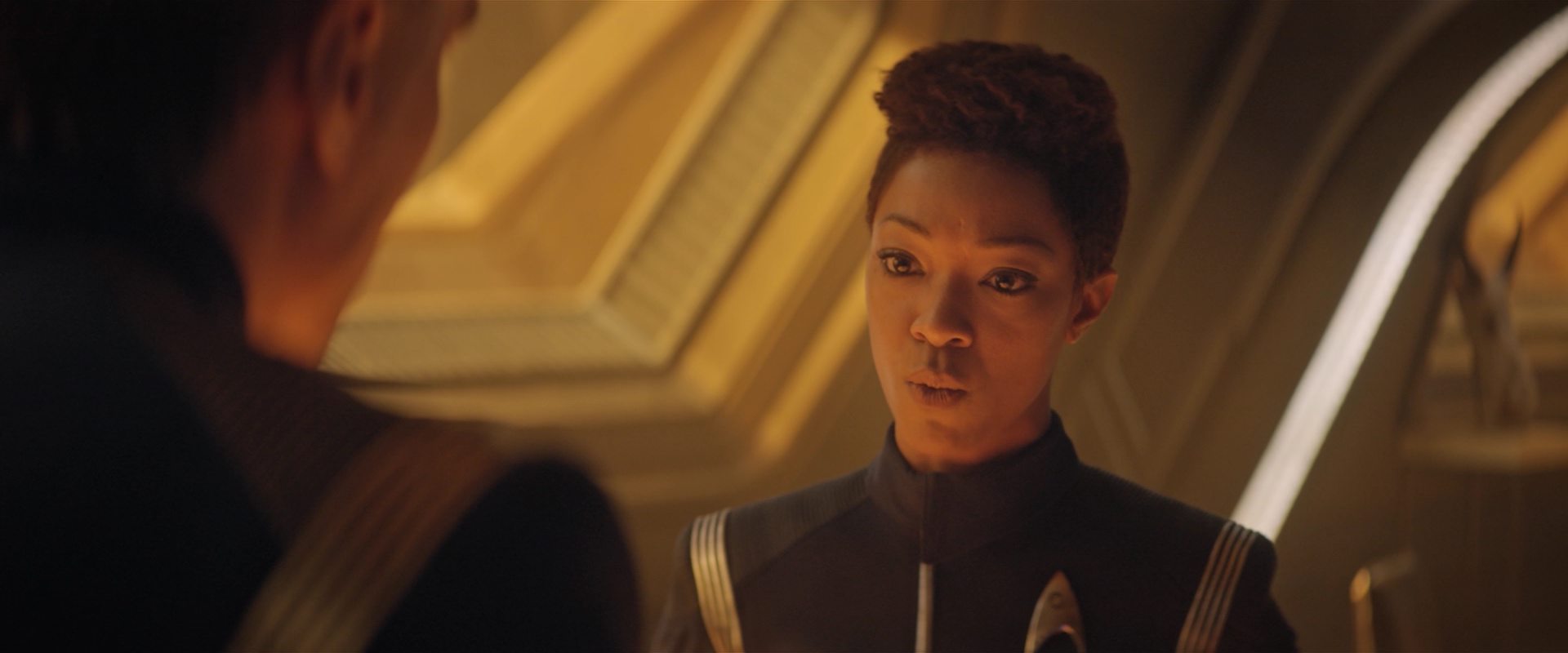 extant_StarTrekDiscovery_2x12-ThroughTheValleyOfShadows_00390.jpg