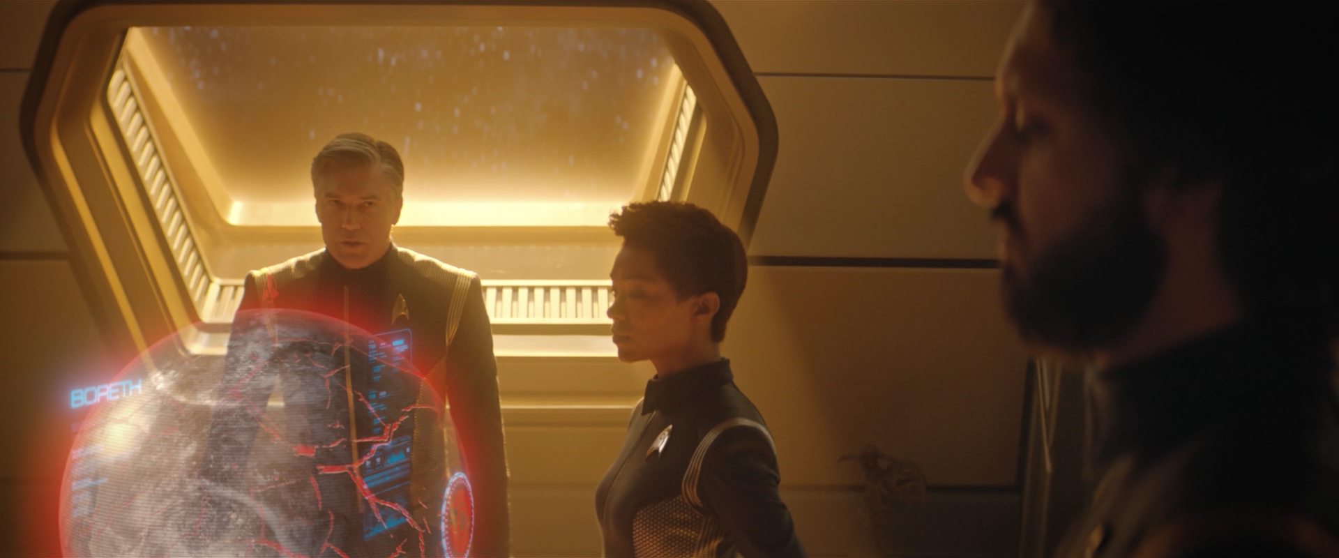 extant_StarTrekDiscovery_2x12-ThroughTheValleyOfShadows_00453.jpg extant_StarTrekDiscovery_2x12-ThroughTheValleyOfShadows_00453.jpg
