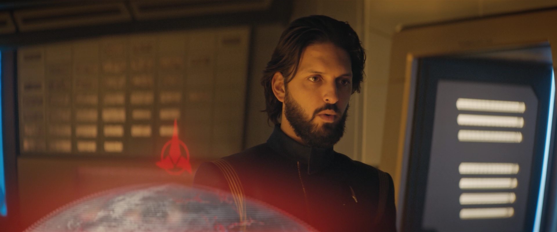 extant_StarTrekDiscovery_2x12-ThroughTheValleyOfShadows_00460.jpg extant_StarTrekDiscovery_2x12-ThroughTheValleyOfShadows_00460.jpg