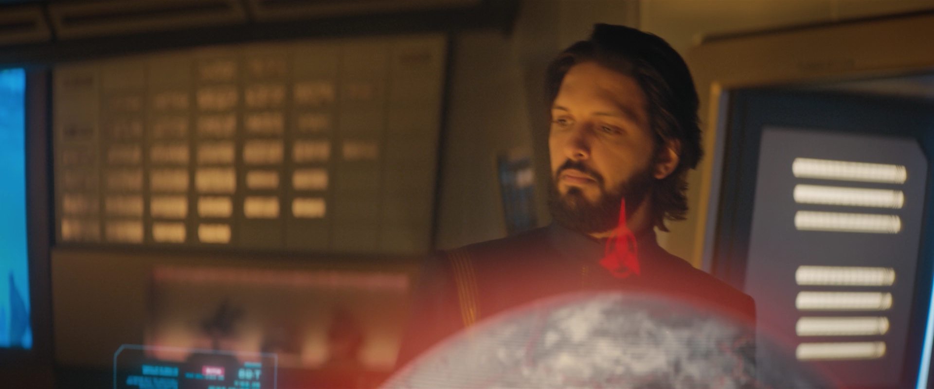 extant_StarTrekDiscovery_2x12-ThroughTheValleyOfShadows_00489.jpg extant_StarTrekDiscovery_2x12-ThroughTheValleyOfShadows_00489.jpg