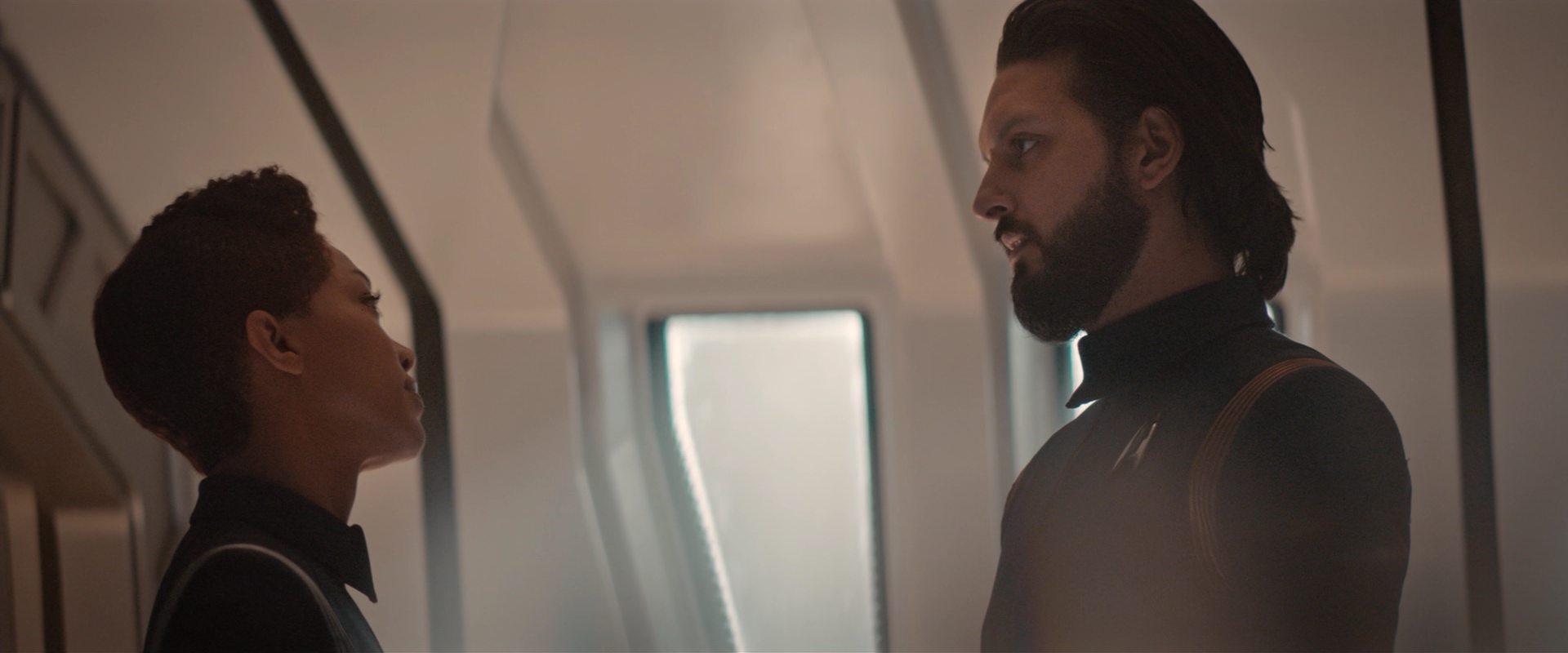 extant_StarTrekDiscovery_2x12-ThroughTheValleyOfShadows_00717.jpg extant_StarTrekDiscovery_2x12-ThroughTheValleyOfShadows_00717.jpg