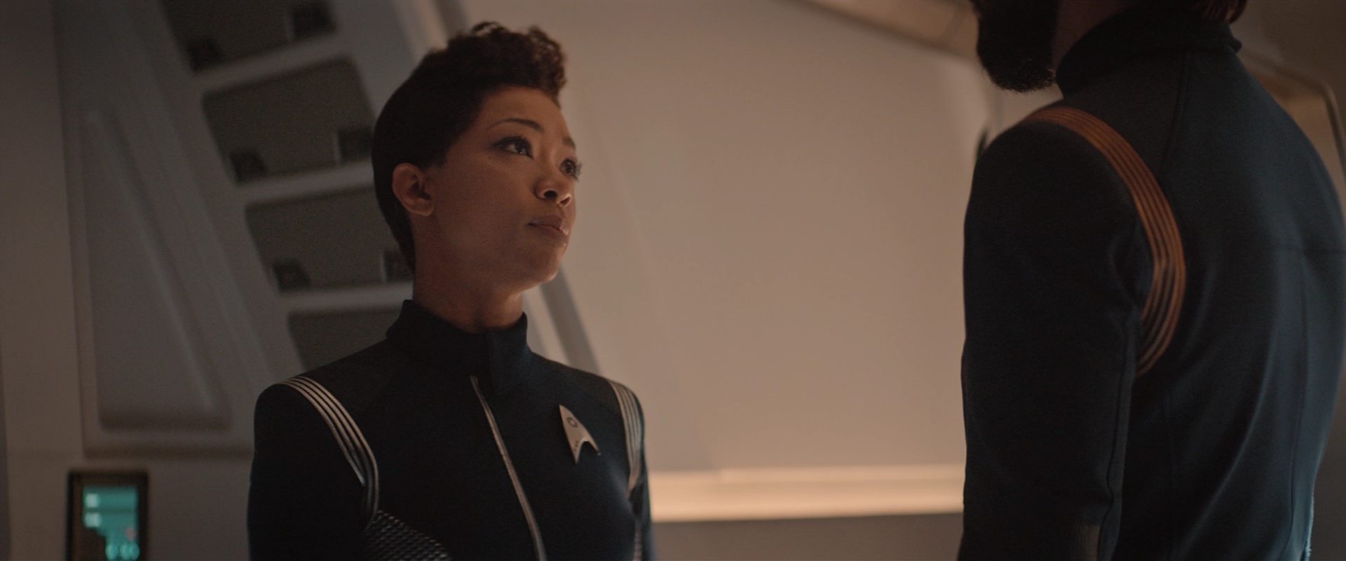 extant_StarTrekDiscovery_2x12-ThroughTheValleyOfShadows_00721.jpg extant_StarTrekDiscovery_2x12-ThroughTheValleyOfShadows_00721.jpg