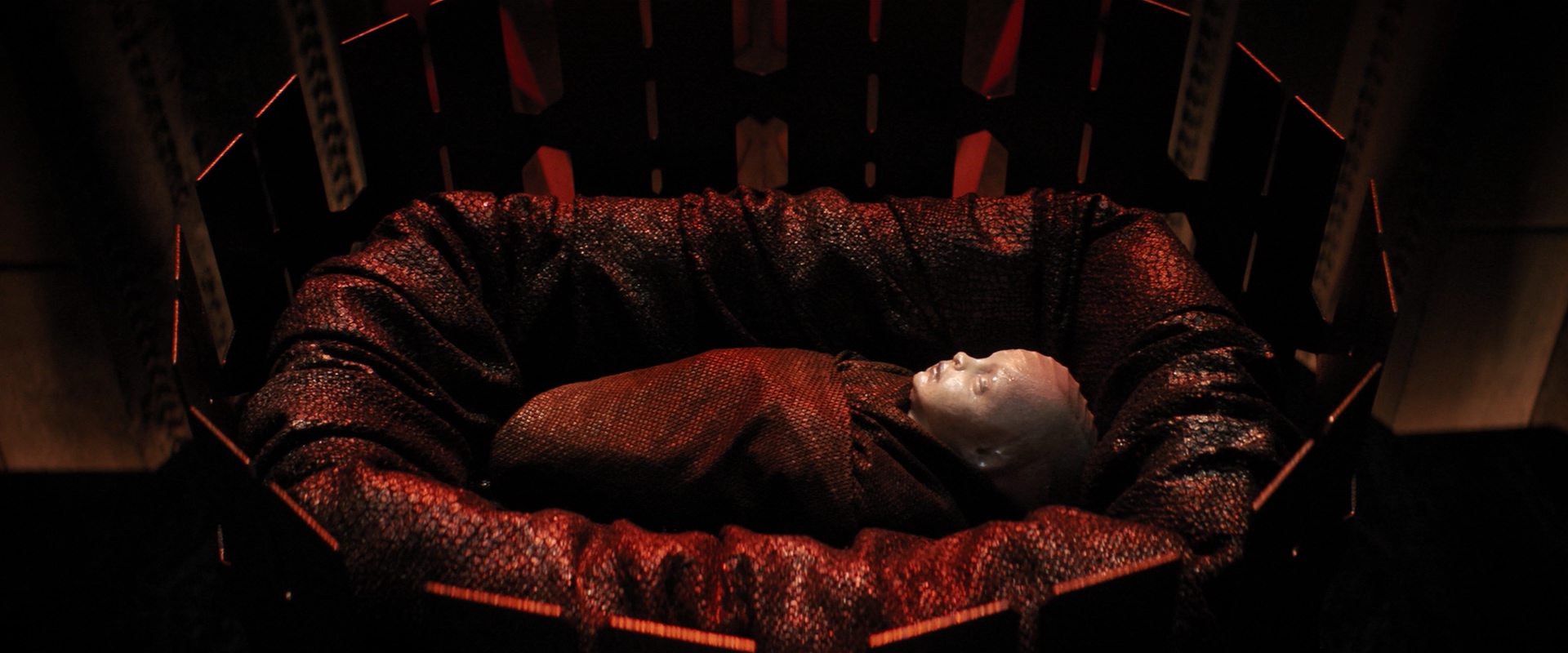 extant_StarTrekDiscovery_2x12-ThroughTheValleyOfShadows_00787.jpg