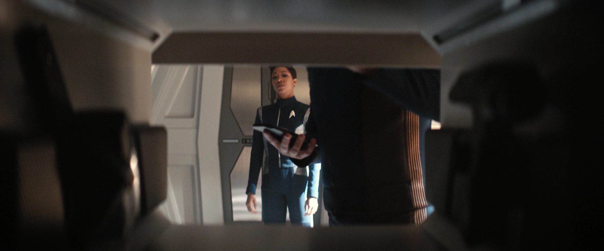 extant_StarTrekDiscovery_2x12-ThroughTheValleyOfShadows_00880.jpg