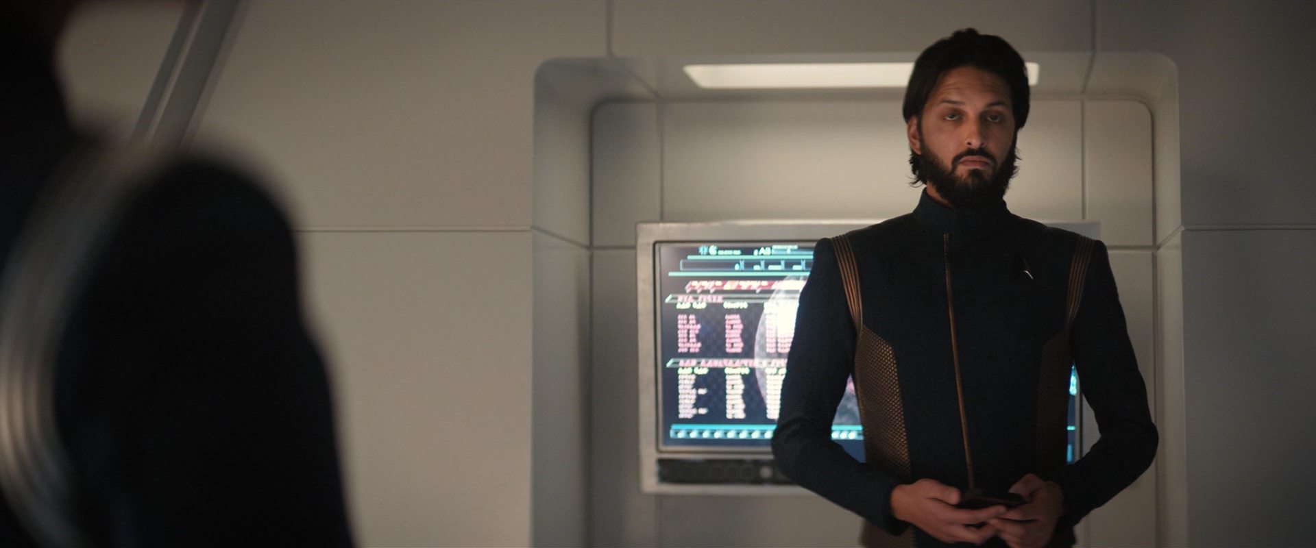 extant_StarTrekDiscovery_2x12-ThroughTheValleyOfShadows_00925.jpg