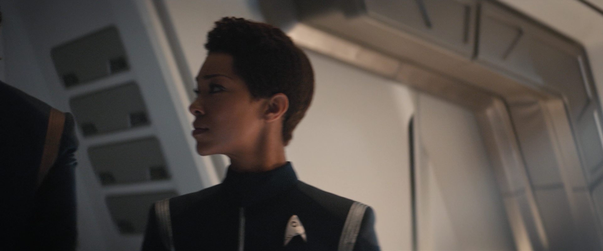 extant_StarTrekDiscovery_2x12-ThroughTheValleyOfShadows_00960.jpg