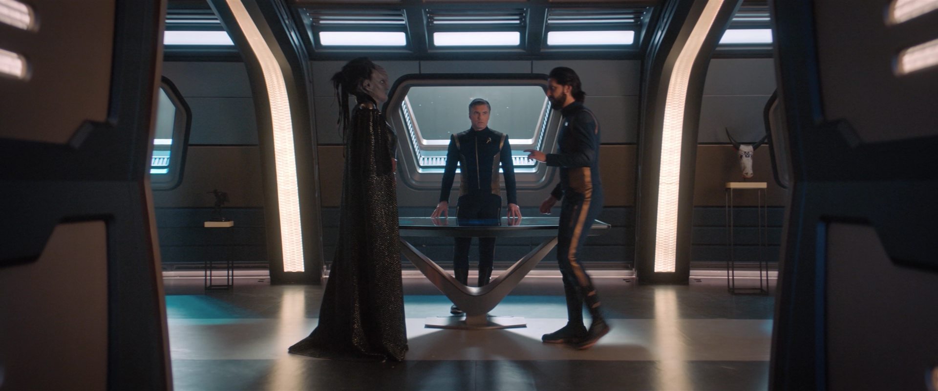 extant_StarTrekDiscovery_2x12-ThroughTheValleyOfShadows_01138.jpg